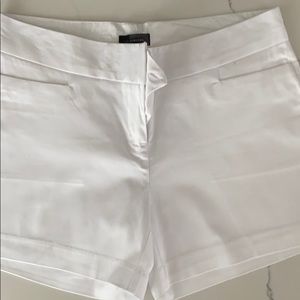 Limited white cotton shorts